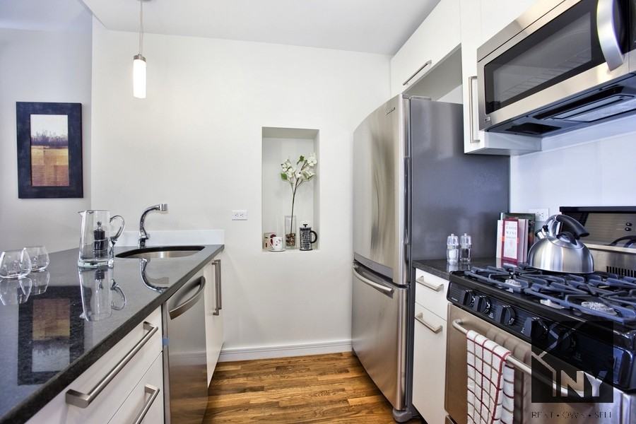 Broad St #2019 - Photo 2 of 7