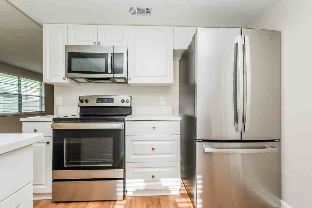 6403 Reef Cir - Photo 6 of 16