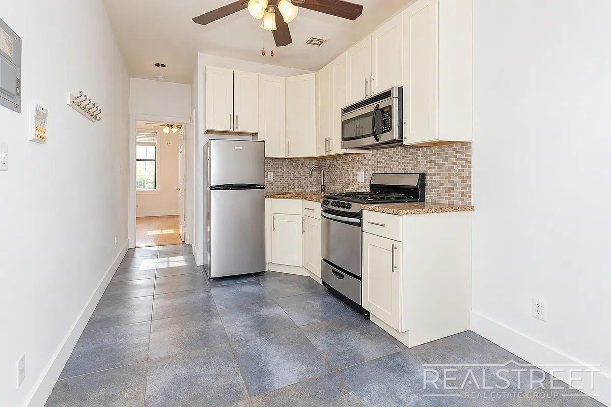 290 Harman St, Brooklyn, NY 11237 - 101 unit Rentals - Zumper