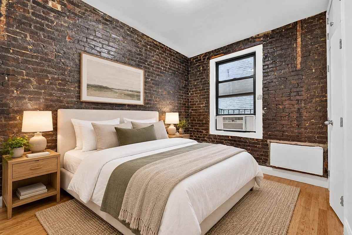 2 Bank St #8 - Photo 5 of 8