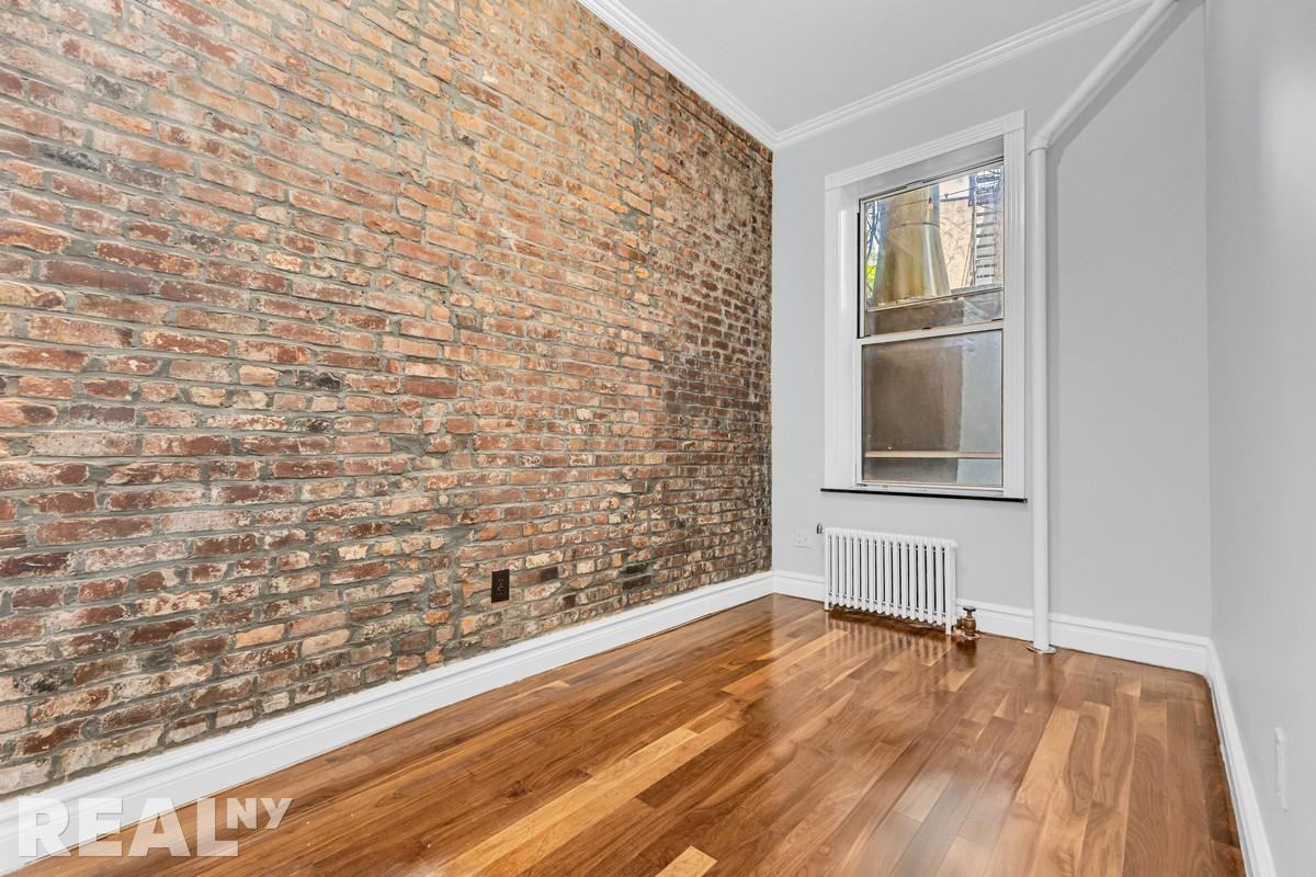 Hudson St #2 - Photo 4 of 4