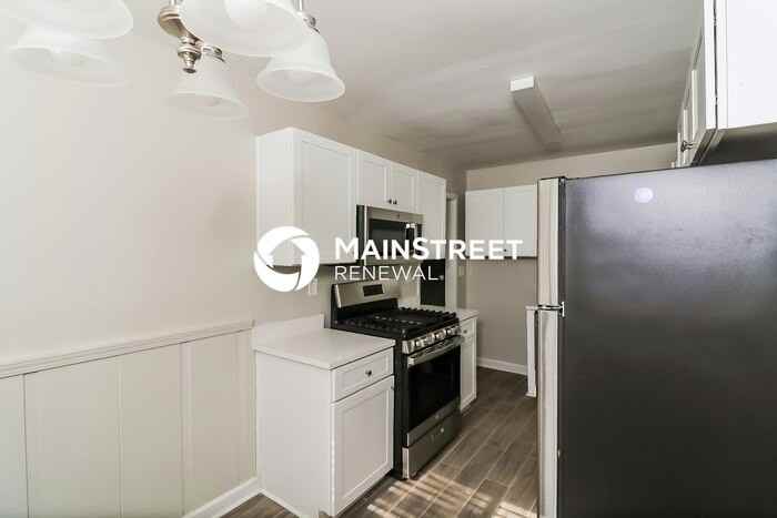 2630 Bryant Dr - Photo 5 of 18
