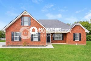 featured image of 2823 Ridgewood Dr