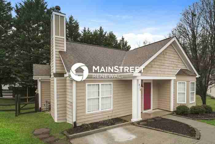 430 Cedarcroft Dr - Photo 3 of 16
