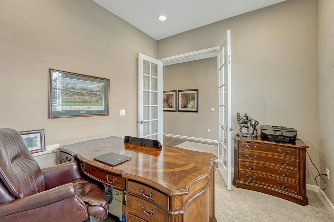 681 E Dry Creek Cir - Photo 7 of 50