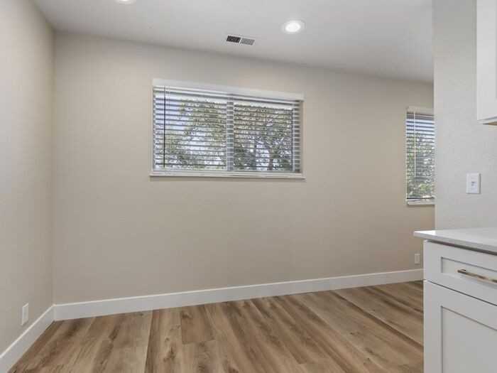 1355 N Redwood Rd #15 - Photo 6 of 23