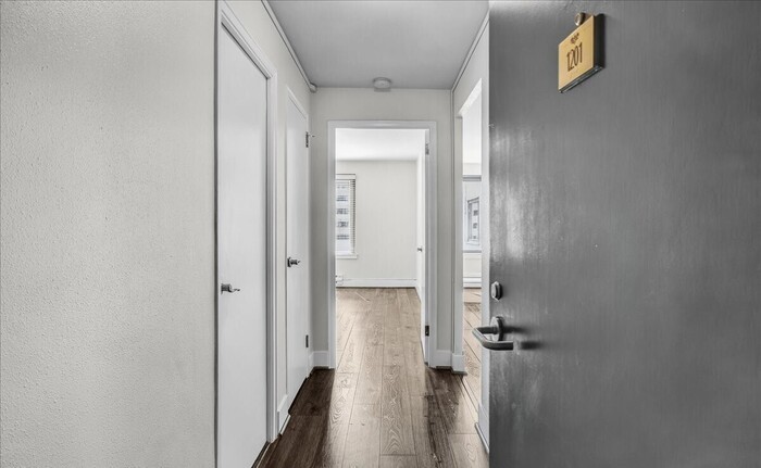 1105 Spring St #1105 - Photo 2 of 7