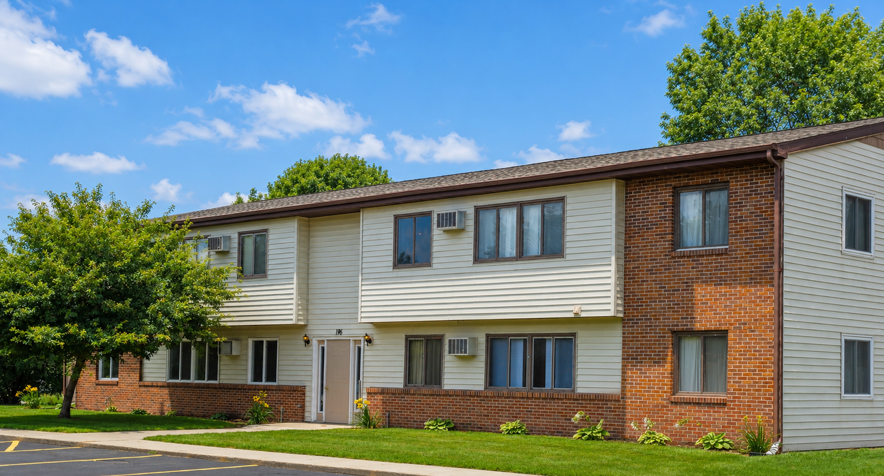 Spicer B Apartments - Photo 5 of 6
