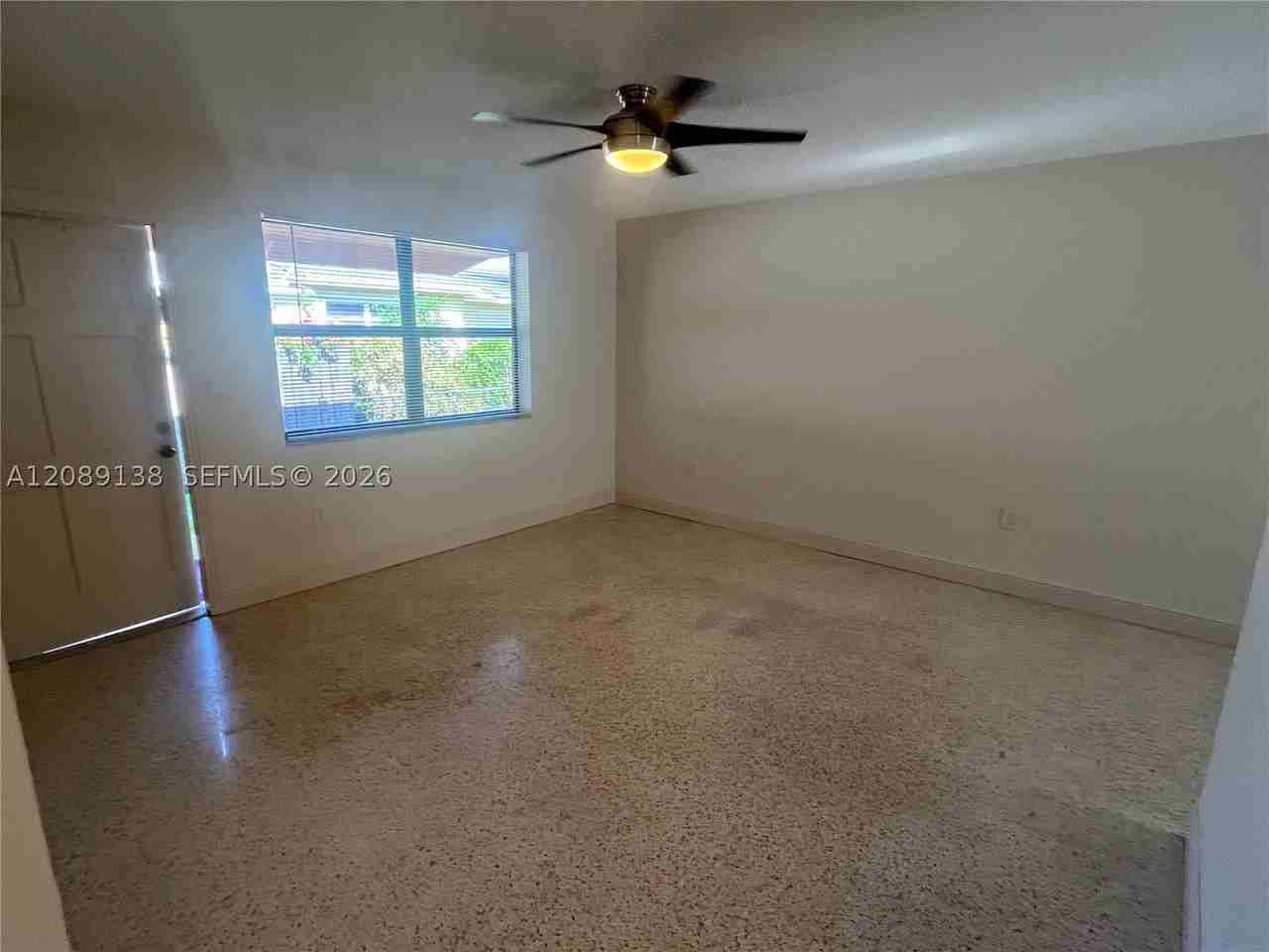 92 E 15th St #1 - Photo 7 of 10
