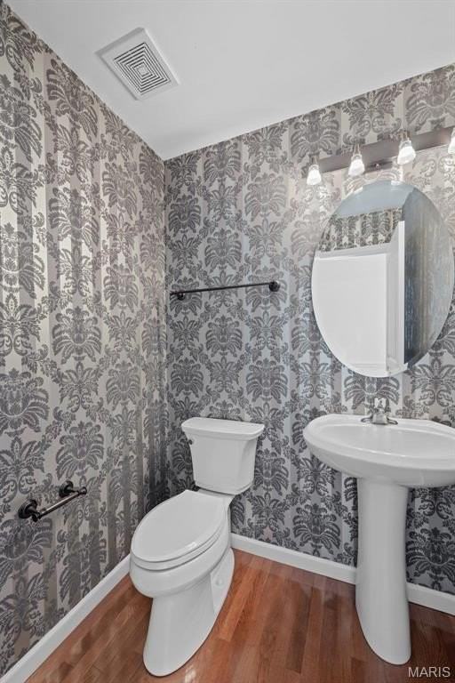 499 Parkgate Dr - Photo 6 of 32