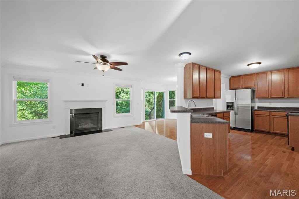 499 Parkgate Dr - Photo 7 of 32