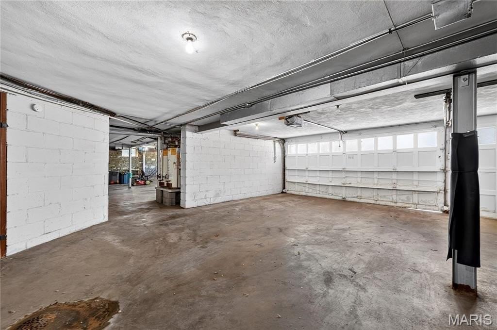 4931 Jamieson Ave #B - Photo 2 of 28