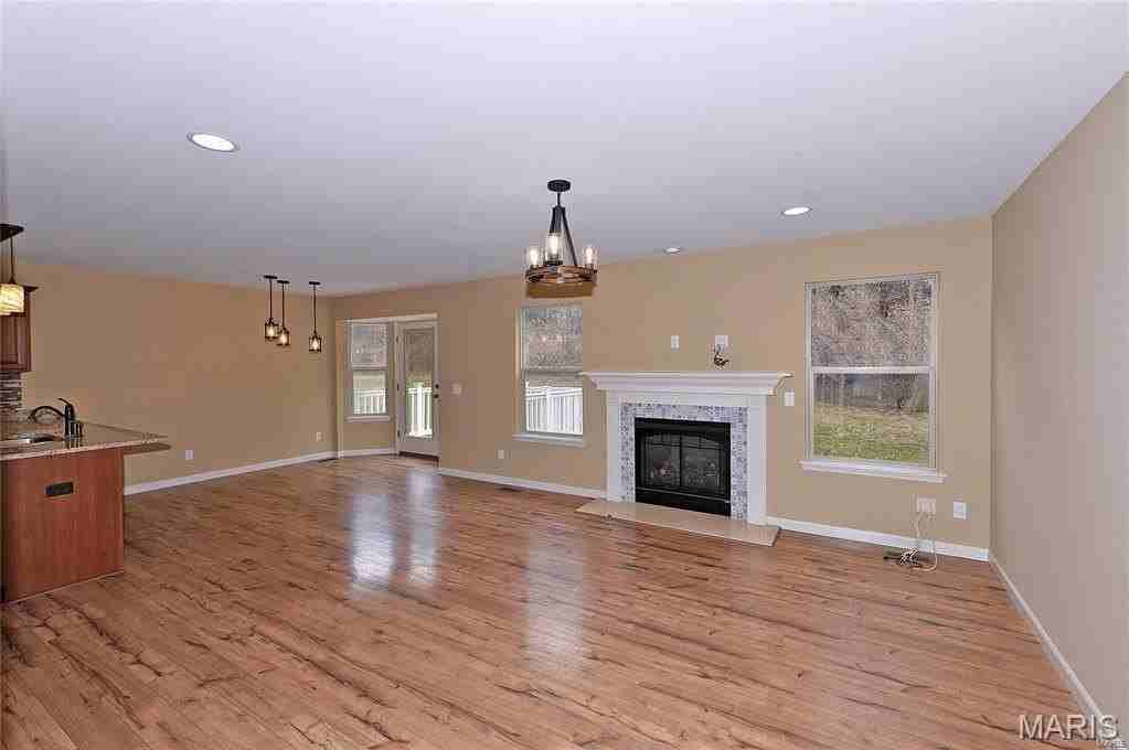 157 Distinction Dr - Photo 4 of 19