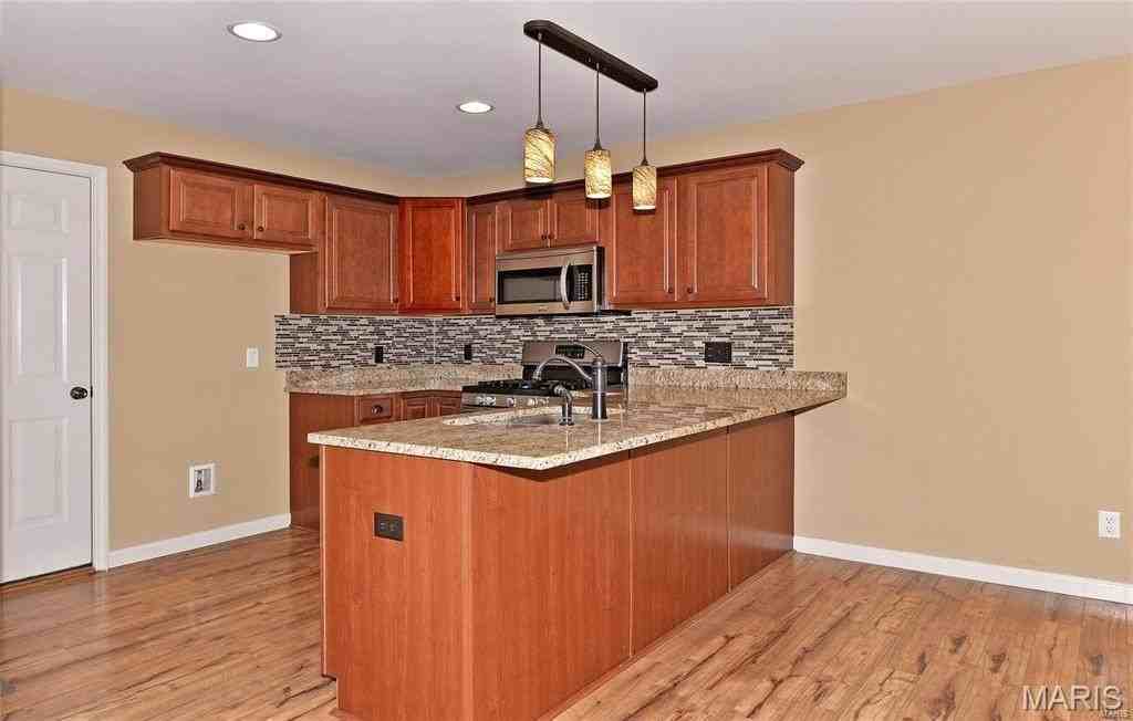 157 Distinction Dr - Photo 7 of 19