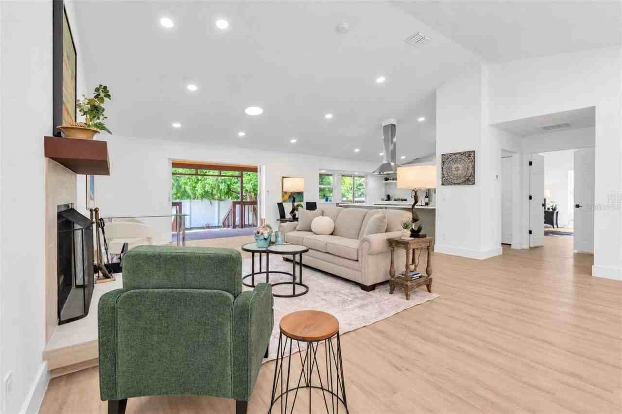 630 Pinta Dr - Photo 7 of 50