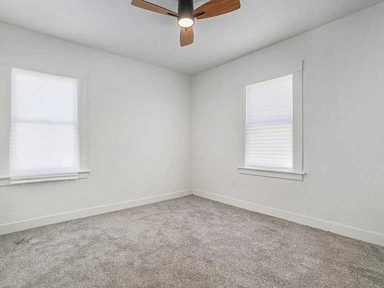 510 Arch Street - Photo 7 of 8