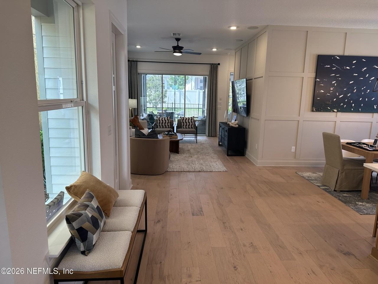 11325 Catalyst Rd - Photo 3 of 32