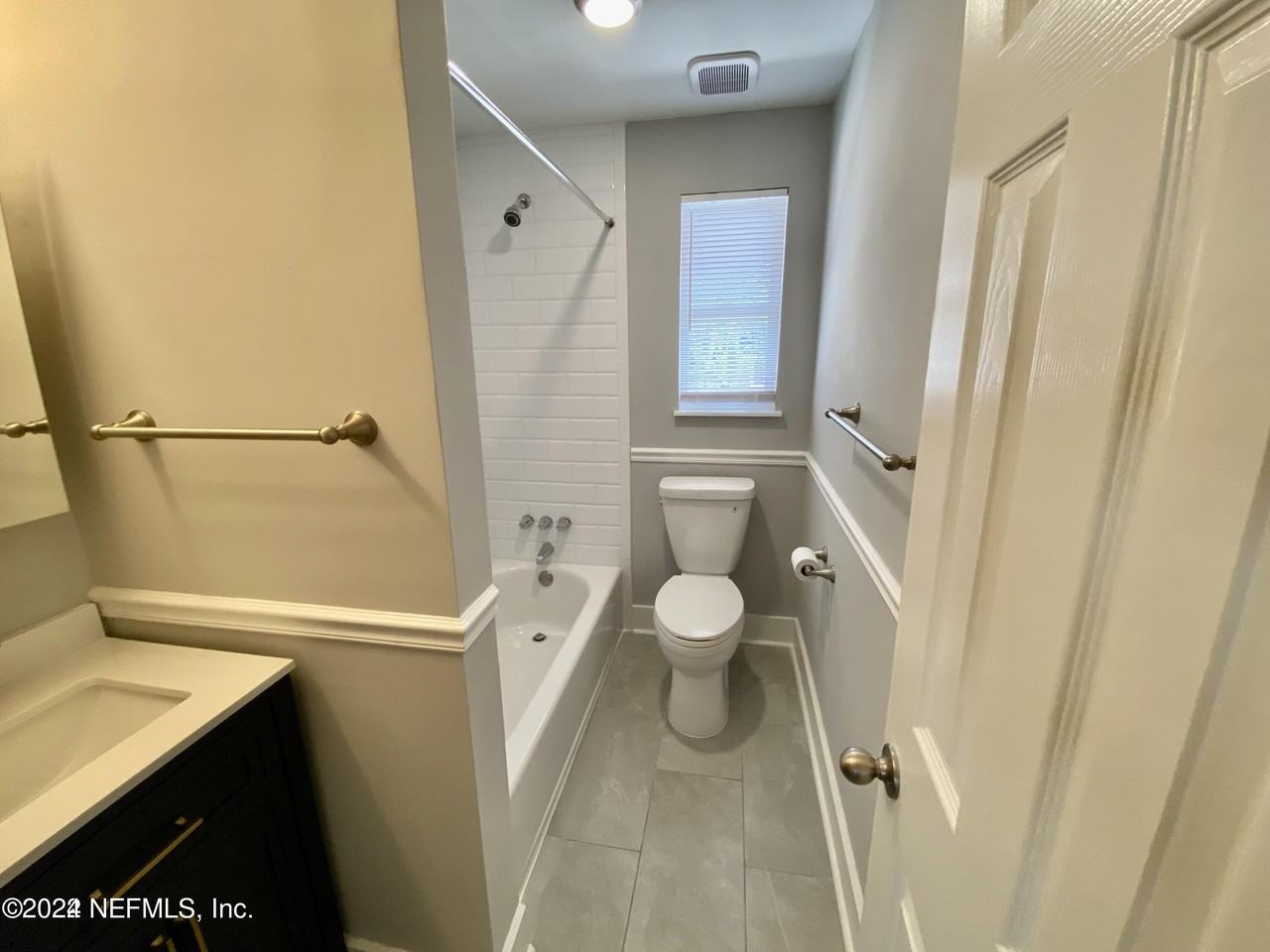 3337 Drew St #3 - Photo 4 of 21
