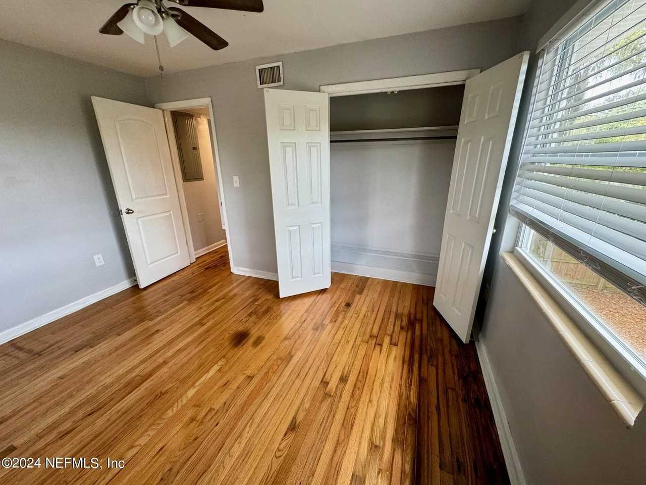 3337 Drew St #3 - Photo 6 of 21