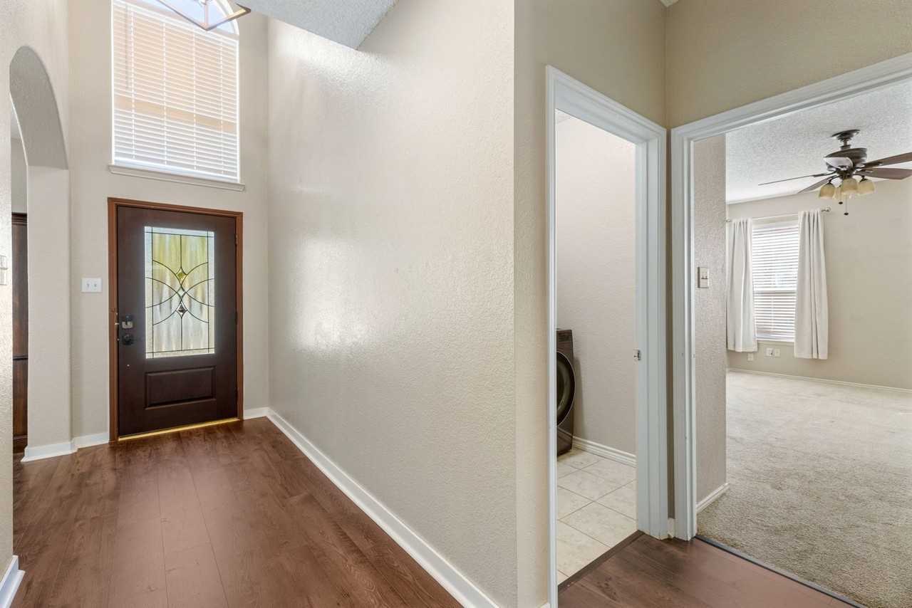 7243 Chinquapin Dr - Photo 4 of 35