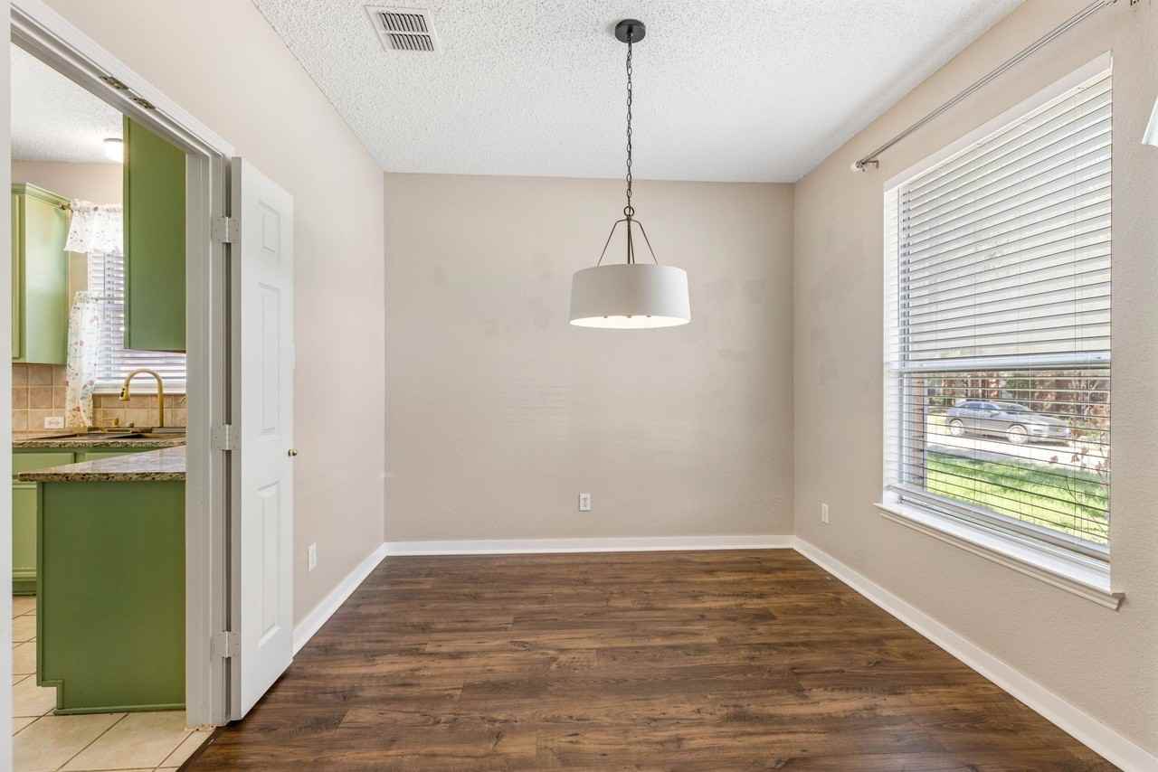 7243 Chinquapin Dr - Photo 5 of 35