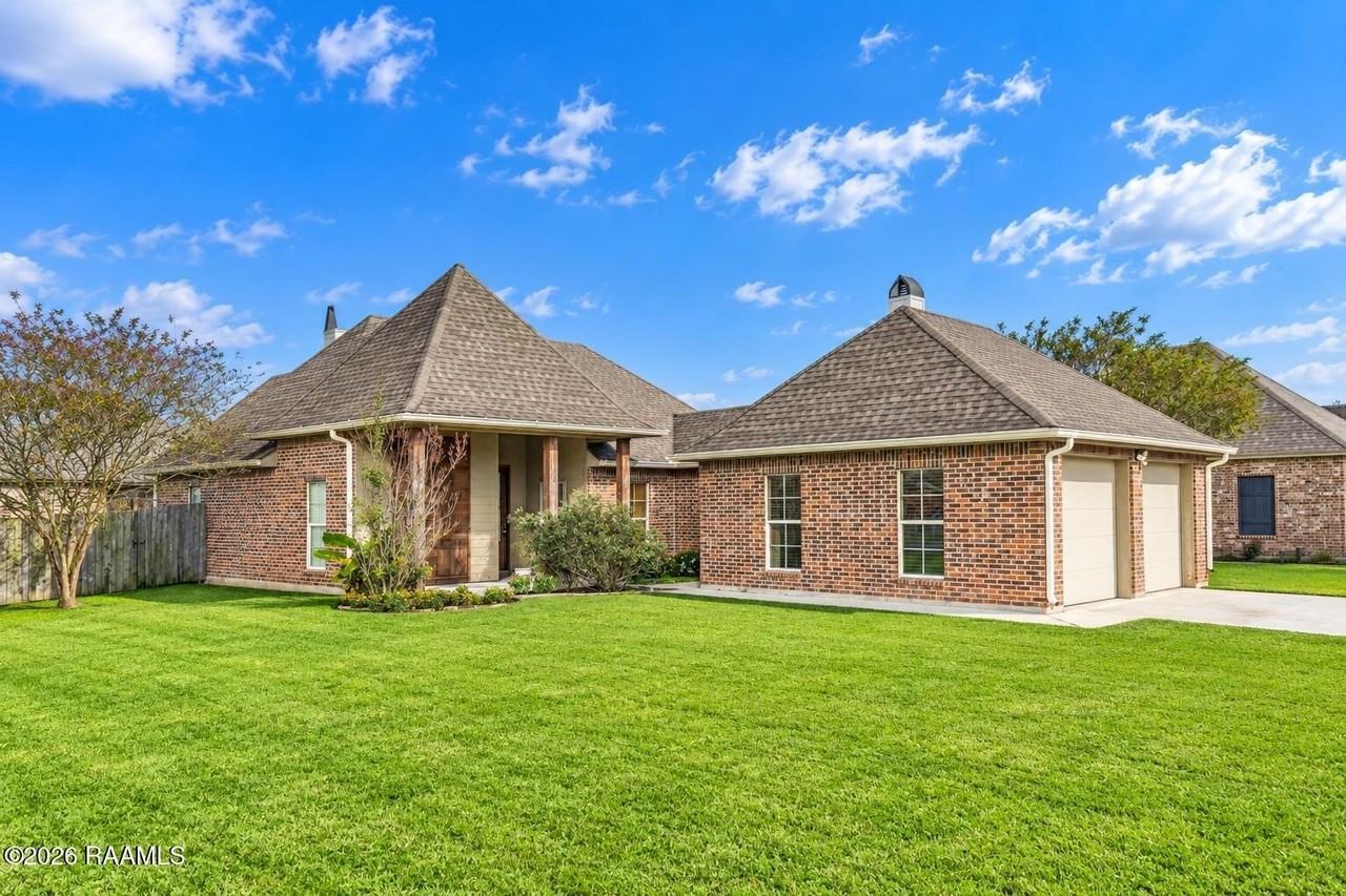 101 Tara Oak Dr - Photo 3 of 33