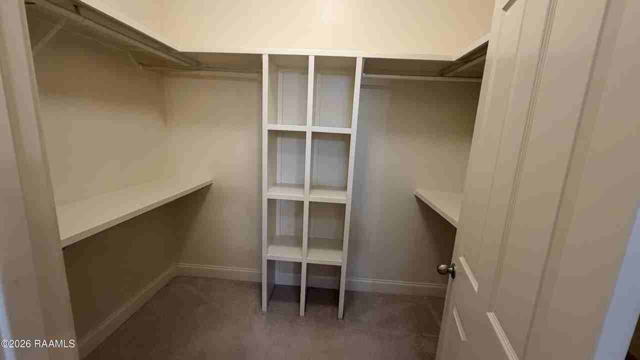 109 Laguna Ln - Photo 6 of 11