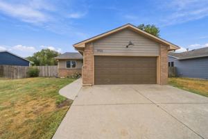 featured image of 1926 N Mcrae Dr