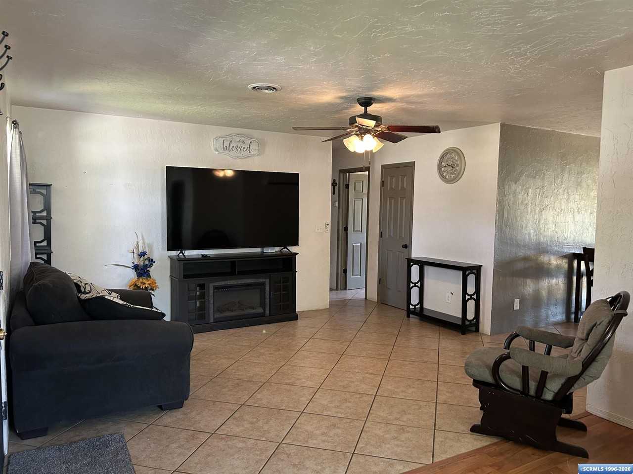 3716 N Silver St - Photo 4 of 16
