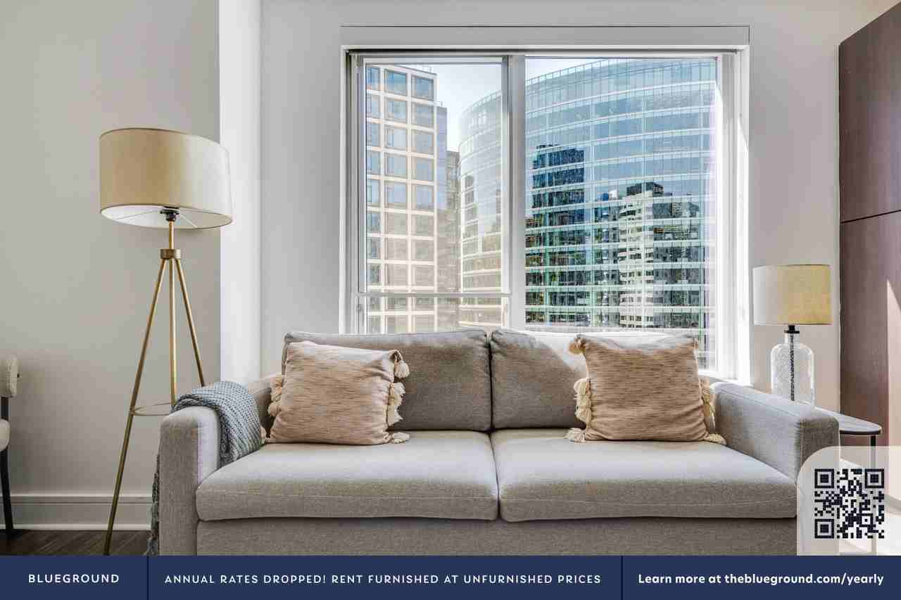 100 Pier 4 Blvd #1351 - Photo 4 of 32