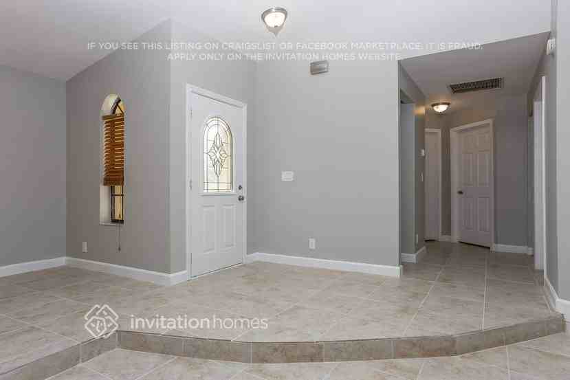 283 Ponce De Leon St - Photo 2 of 20