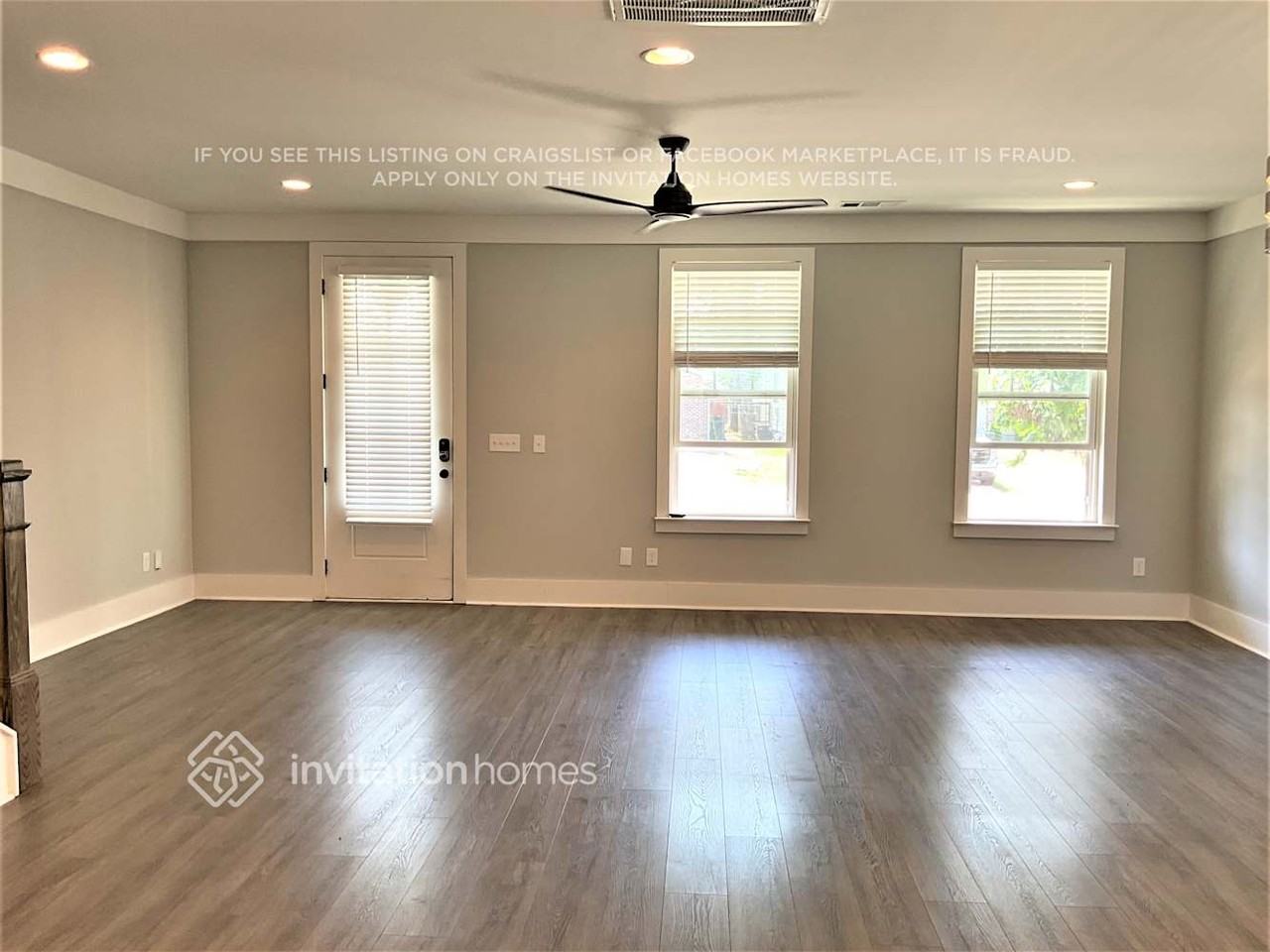 261 Founders Ln - Photo 3 of 19