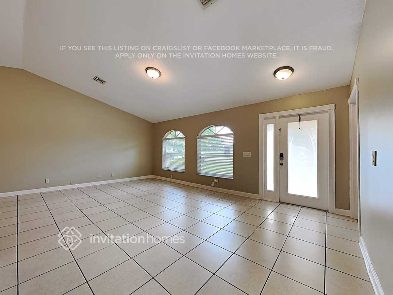 116 La Mancha Ave - Photo 4 of 19