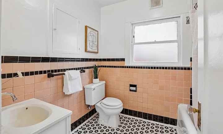 1540 Buena Vista Avenue - Photo 7 of 9