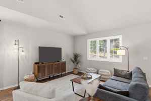 featured image of 49 Fairway Dr
