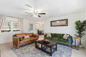 featured image of 5 Halifax Ln