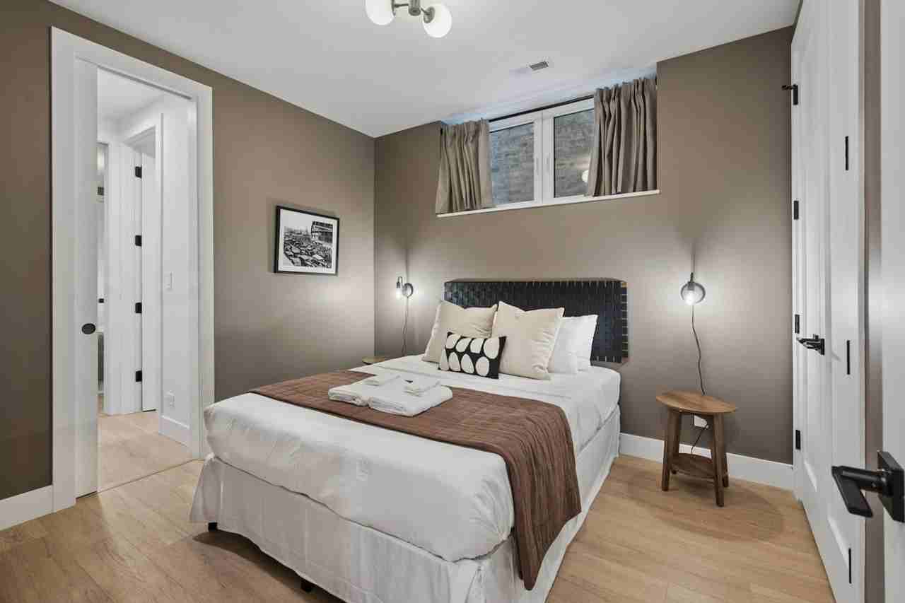 1124 W Addison St #1605184P - Photo 7 of 15