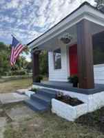 featured image of 1028 Bridge St #1
