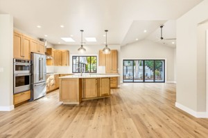 featured image of 925 S 3rd St #1