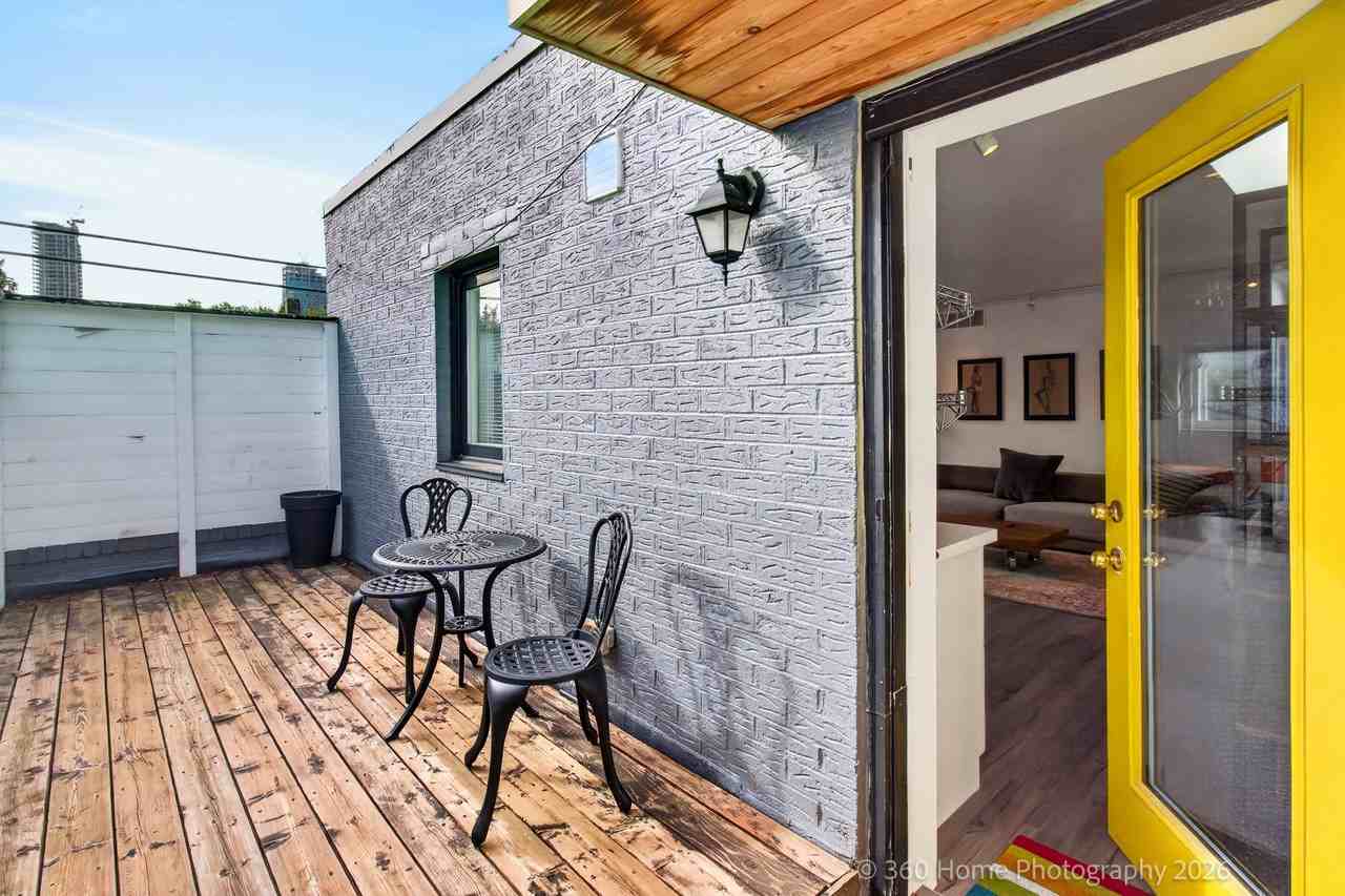 1 Eastdale Avenue - Photo 3 of 14
