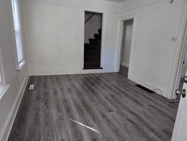 515 W Ring St #1 - Photo 2 of 11