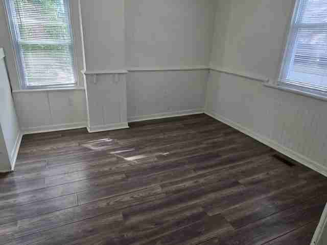 515 W Ring St #1 - Photo 7 of 11
