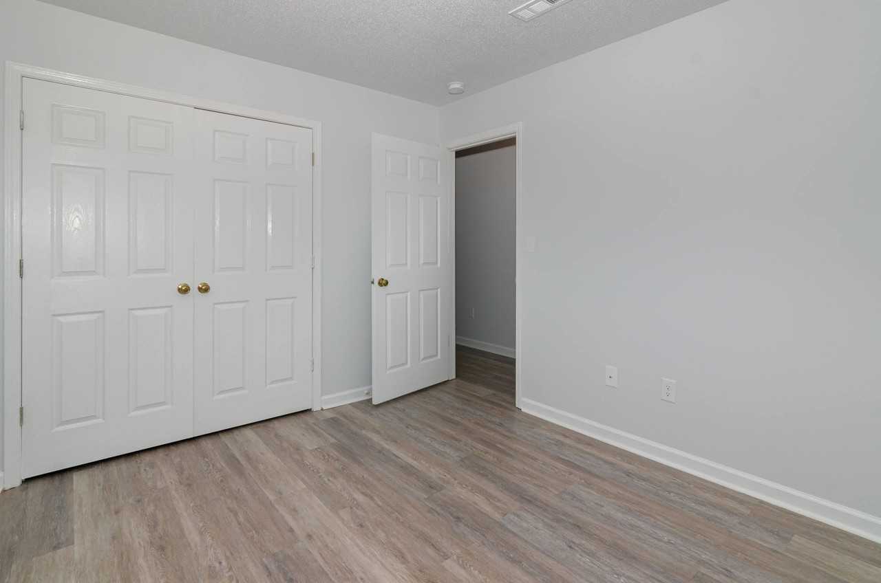 700 Simpson Rd #12 - Photo 6 of 10