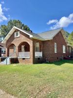 featured image of 2412 Main St S