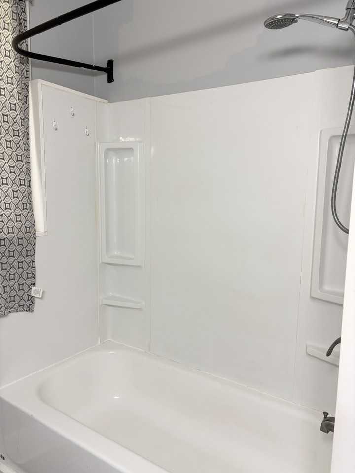 2412 Main St S - Photo 7 of 22