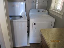 featured image of 1363 Iowa St #2