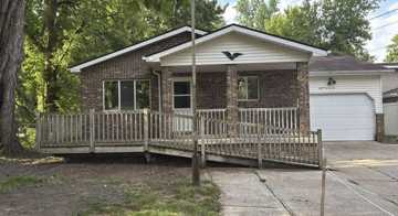 featured image of 1525 Dilloway Dr