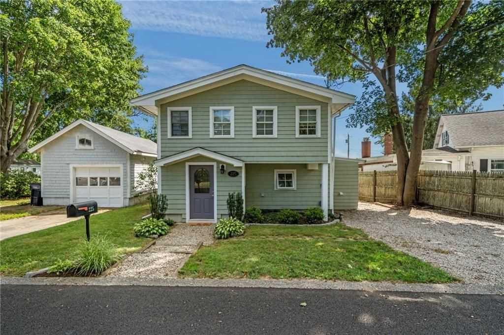 225 Waldron Ave - Photo 4 of 42