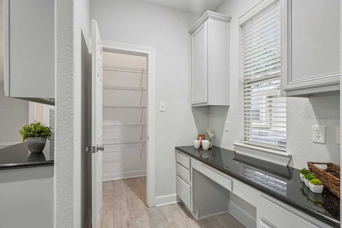 90 Panterra Way - Photo 2 of 5