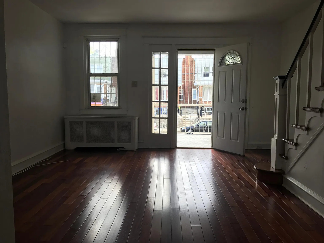 949 E Sanger St - Photo 3 of 5